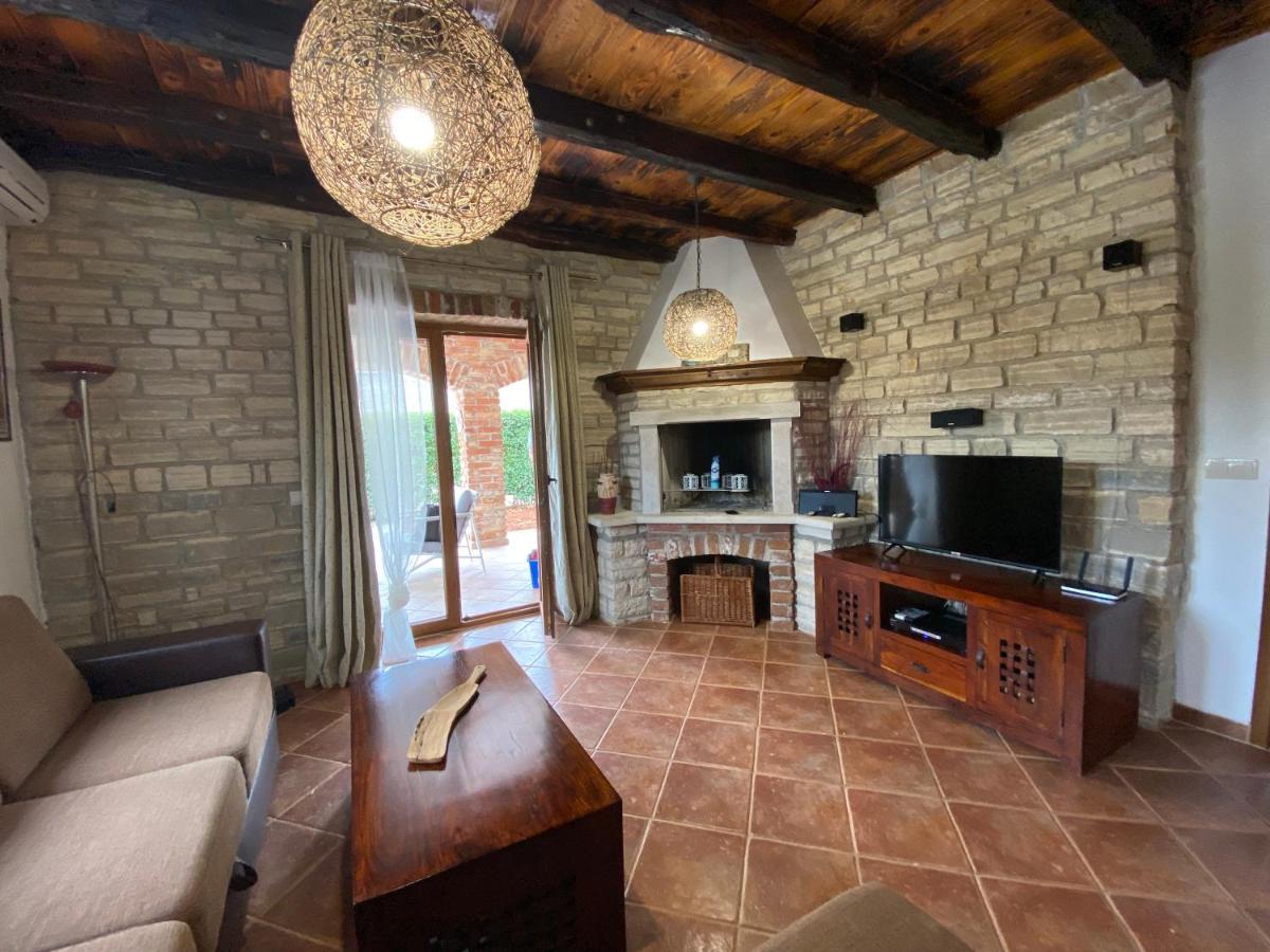 Paradise Villa Cassonni Istria 4 Stars Butkovici  Exterior photo